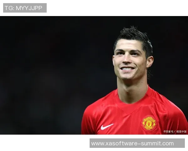 全球足球五大球星精彩瞬间壁纸汇集,尽显传奇风采与卓越技艺 全球足球五大球星精彩瞬间壁纸汇集,尽显传奇风采与卓越技艺