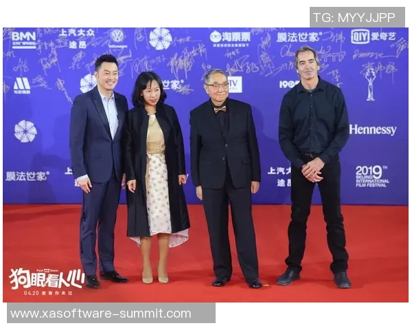 足球巨星跨界亮相电影节引发全场热议成为焦点人物 足球巨星跨界亮相电影节引发全场热议成为焦点人物