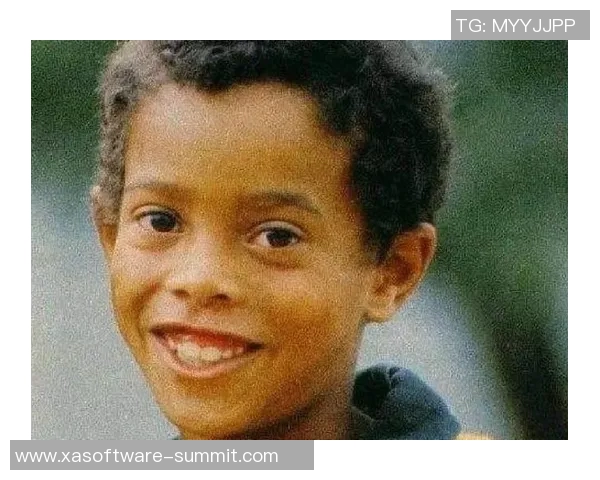 身高不到一米六的足球球星们：小个子巨星如何在绿茵场上闯出一片天