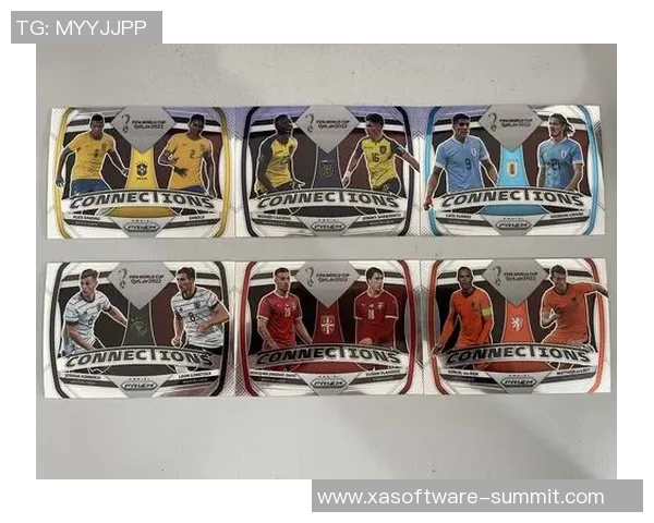 帕尼尼推出全新球星卡金折足球 玩转收藏与竞技的完美结合